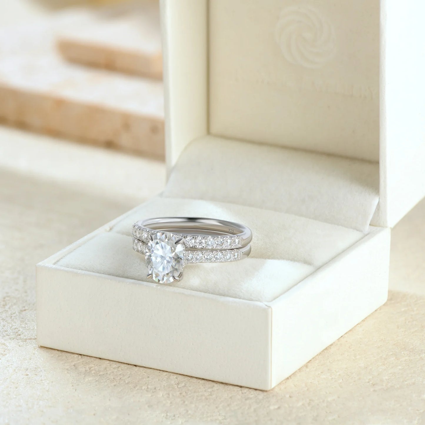 Newshe Oval 2Ct Moissanite Wedding Rings Set for Women D color VVS1 925 Sterling Sliver Luxury Engagement Ring